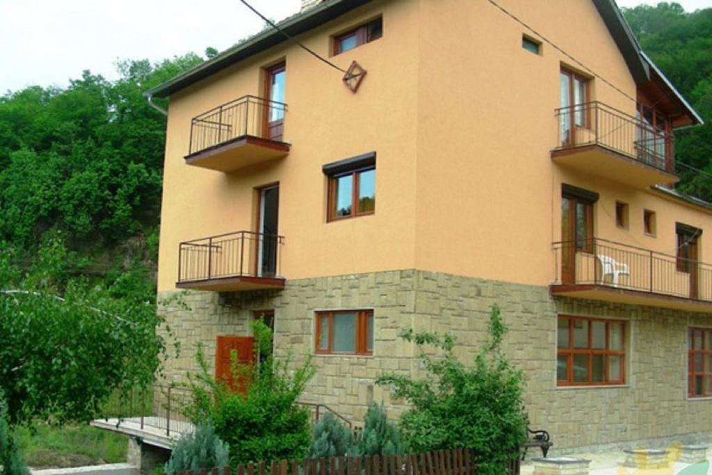 Guesthouse Smiljanic Slavkovica Εξωτερικό φωτογραφία