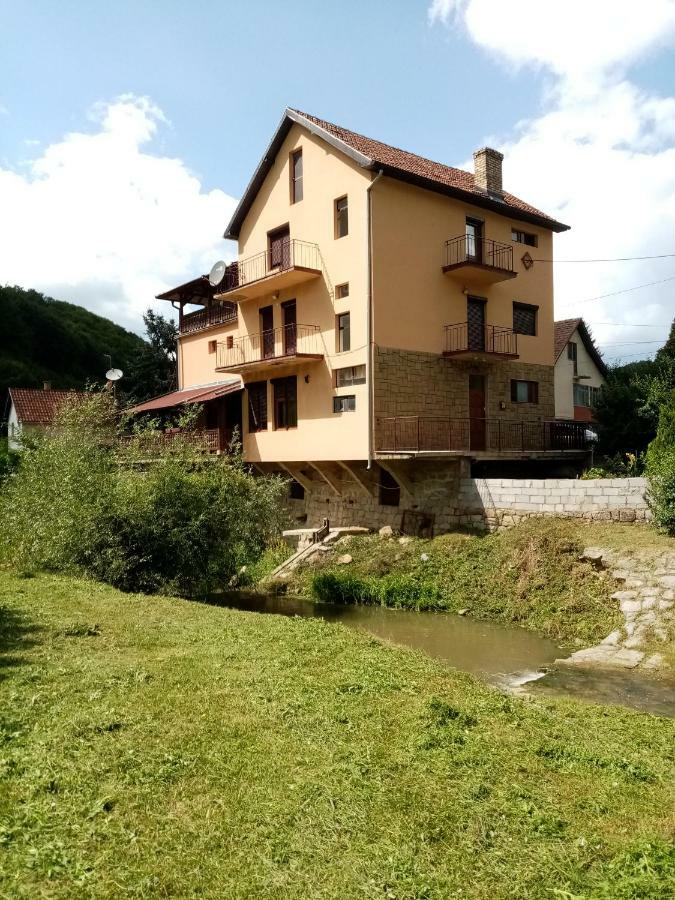 Guesthouse Smiljanic Slavkovica Εξωτερικό φωτογραφία